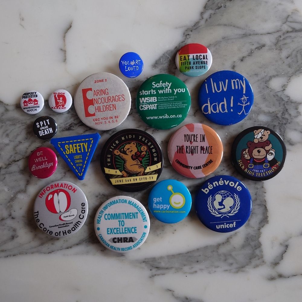 17 Vintage & Collectible Buttons Themed Community, Health, Family, Society